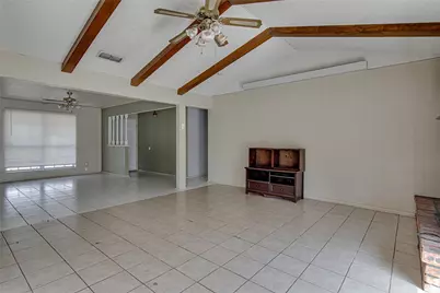 2215 SW Wilshire Boulevard, Burleson, TX 76028 - Photo 20