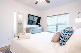 1215 E Beaconsfield Ln, Arlington, TX 76011 - Photo 22