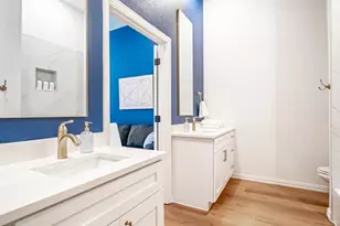 1215 E Beaconsfield Ln, Arlington, TX 76011 - Photo 24