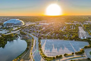 1215 E Beaconsfield Ln, Arlington, TX 76011 - Photo 38