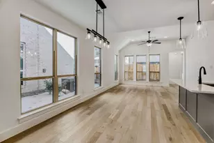 609 Damsel June St, Lewisville, TX 75056 - Photo 10