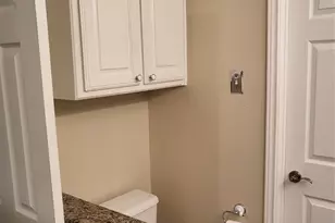 2010 Cloisters Dr, Arlington, TX 76011 - Photo 14