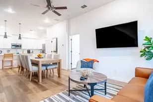 1215 E Beaconsfield Ln, Arlington, TX 76011 - Photo 6