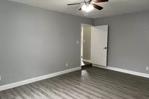 2529 Syracuse Dr, Irving, TX 75062 - Photo 14