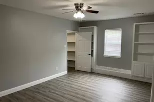 2529 Syracuse Dr, Irving, TX 75062 - Photo 8