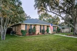 905 Summer Trail, Flower Mound, TX 75028 - Photo 4