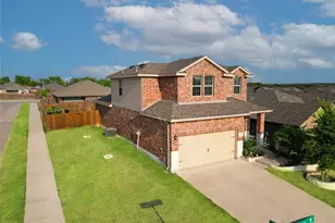 9248 Herringbone Dr, Fort Worth, TX 76131 - Photo 2