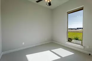 1017 Paradise Pkwy, Poolville, TX 76487 - Photo 32