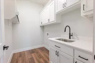 1017 Paradise Pkwy, Poolville, TX 76487 - Photo 26