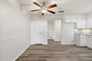 1130 Woodrow Dr, Lewisville, TX 75067 - Photo 14