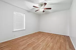 1130 Woodrow Dr, Lewisville, TX 75067 - Photo 28