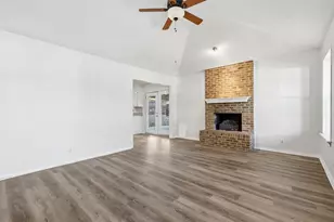 1130 Woodrow Dr, Lewisville, TX 75067 - Photo 8