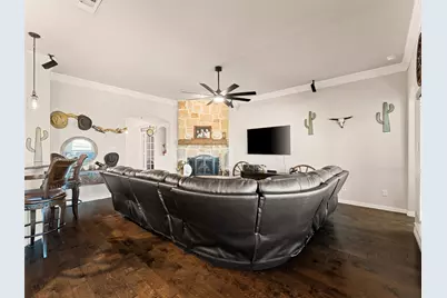 109 Highland Hills Boulevard, Decatur, TX 76234 - Photo 12