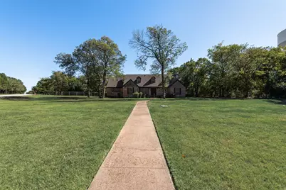 102 S Royal Oak Drive, Duncanville, TX 75116 - Photo 2