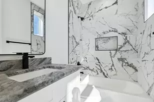 426 Melba St, Dallas, TX 75208 - Photo 12