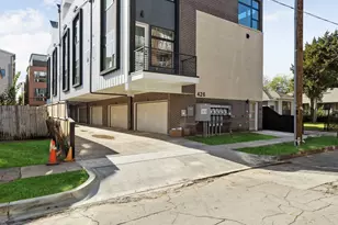 426 Melba St, Dallas, TX 75208 - Photo 1