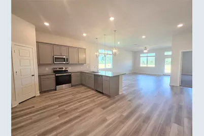 8005 Townsend Drive, Waco, TX 76708 - Photo 8