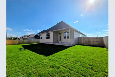 8005 Townsend Drive, Waco, TX 76708 - Photo 10