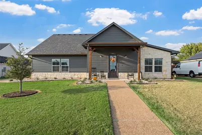 913 Day Star Drive, Hewitt, TX 76643 - Photo 1