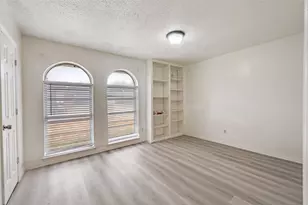 708 Thomas Chapel Dr, Arlington, TX 76014 - Photo 10