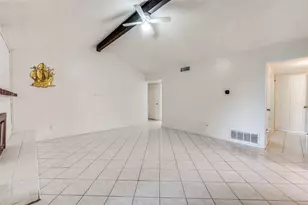 708 Thomas Chapel Dr, Arlington, TX 76014 - Photo 2