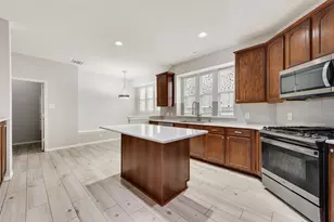 1108 Hayden Ln, Savannah, TX 76227 - Photo 4