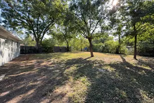 1202 Valley View Dr, Arlington, TX 76010 - Photo 34