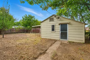 401 N Bonham Dr, Allen, TX 75013 - Photo 30