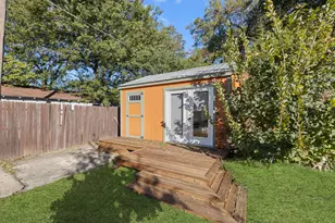 425 S Brighton Ave, Dallas, TX 75208 - Photo 22