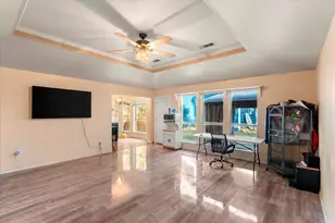 316 Coral Reef St, Gun Barrel City, TX 75156 - Photo 10