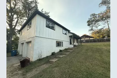 201 N Meadowbrook Drive, Overton, TX 75684 - Photo 2