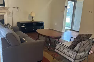 1106 Quail Valley Ln, Arlington, TX 76011 - Photo 6