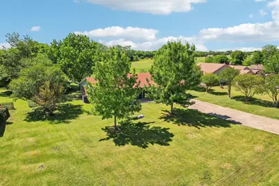 131 Carol Lane, Red Oak, TX 75154 - Photo 6