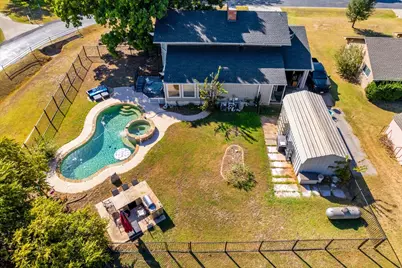 734 Kiowa Drive W, Lake Kiowa, TX 76240 - Photo 24