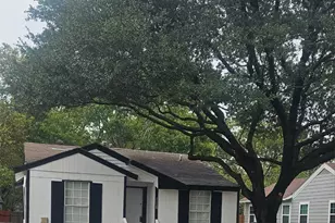 1110 17th St, Grand Prairie, TX 75050 - Photo 16