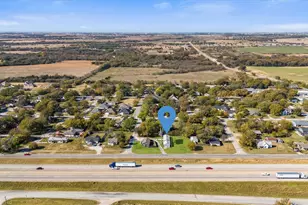 101 3rd St, Valley View, TX 76272 - Photo 36