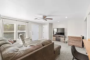 101 3rd St, Valley View, TX 76272 - Photo 4