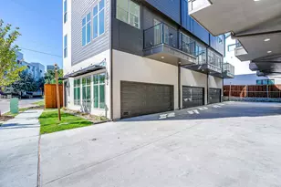 302 Foch St, Fort Worth, TX 76107 - Photo 34