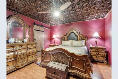 8430 Flower Meadow Drive, Dallas, TX 75243 - Photo 16