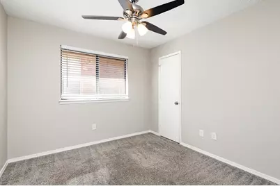 5905 Sterling Green Trail, Arlington, TX 76017 - Photo 14