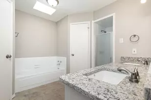 5905 Sterling Green Trail, Arlington, TX 76017 - Photo 10