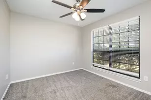 5905 Sterling Green Trail, Arlington, TX 76017 - Photo 16