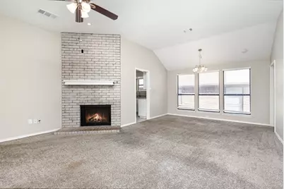 5905 Sterling Green Trail, Arlington, TX 76017 - Photo 2