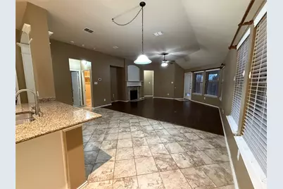 816 Lake Grove Drive, Little Elm, TX 75068 - Photo 10