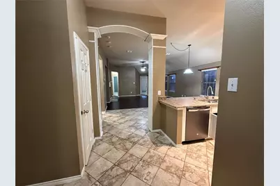 816 Lake Grove Drive, Little Elm, TX 75068 - Photo 6