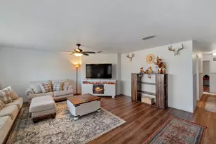 112 W Cedar St, Lone Oak, TX 75453 - Photo 8