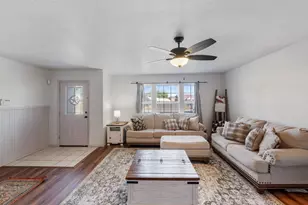 112 W Cedar St, Lone Oak, TX 75453 - Photo 6