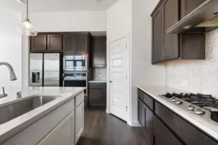 7001 Spring Park Dr, Little Elm, TX 76227 - Photo 16