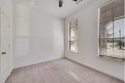 7001 Spring Park Dr, Little Elm, TX 76227 - Photo 18