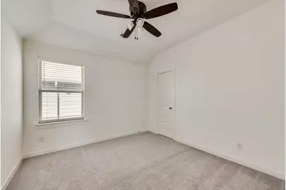 7001 Spring Park Dr, Little Elm, TX 76227 - Photo 32